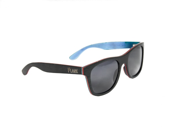 Ebony wood polarized sunglasses